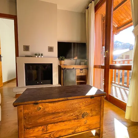 En El Centro De Con Piscina * Benasque